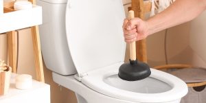 Cosas que no deben tirarse por el inodoro